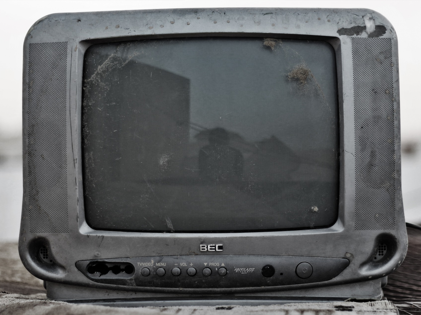 old broken tv
