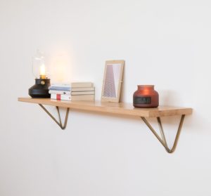 Wall shelf with decorations