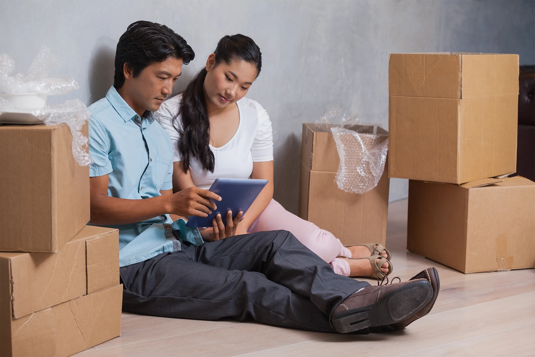 Couple Moving to Brooklyn? Partner with Shleppers Best New York City Moving Company